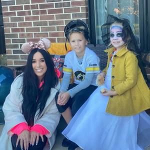 Meet your Posher, Levi